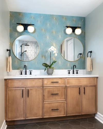 Perspective---Purdue-Avenue-Main-Bath-02-Salem--282-29-2880w