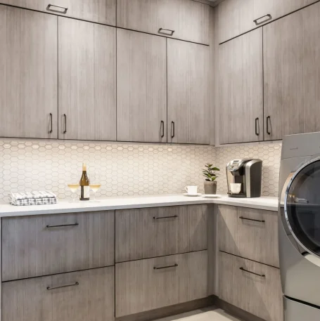 Perspective+-+Tilman+Kitchenï--+Main+Bath+and+Laundry--5-1920w